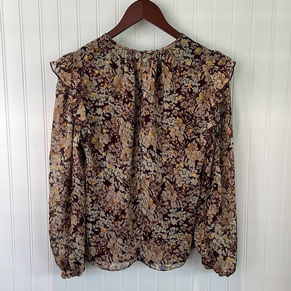 Floral Ruffle Shoulder Blouse - Picture 3 of 7